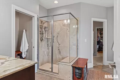 Bath - 4609 Lynhurst Rd, Springfield, IL 62711 photo 1 of 5
