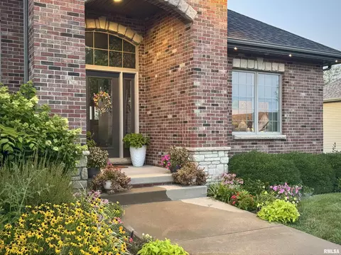 Exterior - 4609 Lynhurst Rd, Springfield, IL 62711 photo 16 of 19