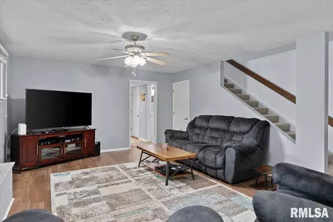 55 Country Pl, Springfield, IL 62703 photo 6