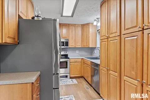 55 Country Pl, Springfield, IL 62703 photo 12