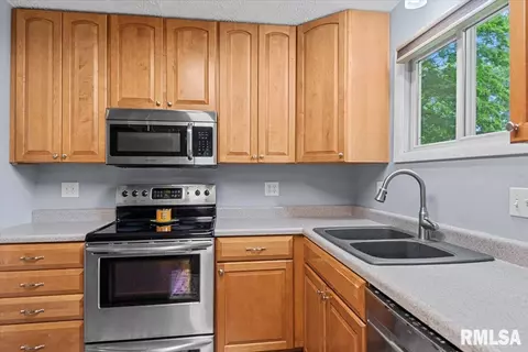 55 Country Pl, Springfield, IL 62703 photo 11