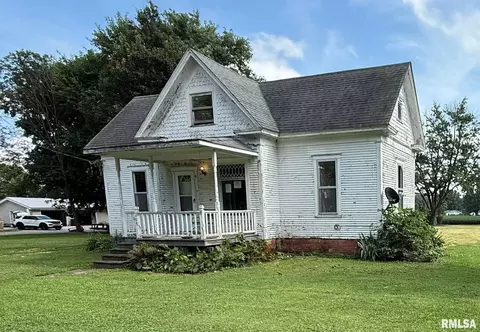 204 E Prairie St, Franklin, IL 62638