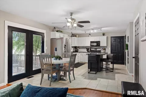 3813 Kerry Blvd, Springfield, IL 62712 photo 13