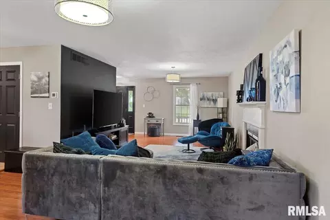 3813 Kerry Blvd, Springfield, IL 62712 photo 10
