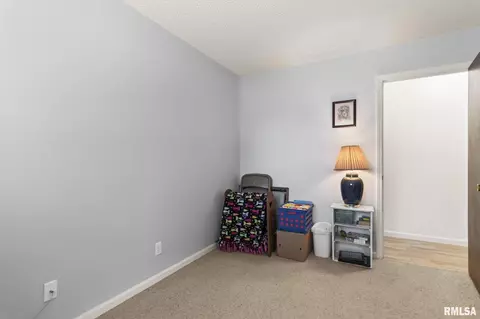 407 Durkin Dr, Springfield, IL 62704 photo 18