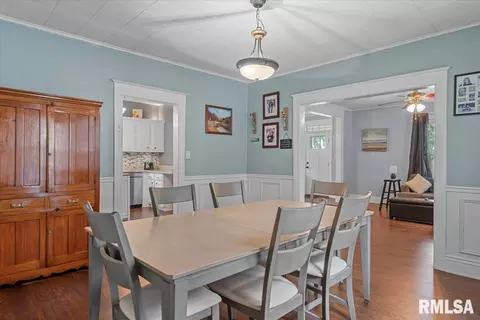 Dining - 308 S Adelia St, Springfield, IL 62704 photo 2 of 2