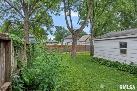 Exterior - 308 S Adelia St, Springfield, IL 62704 photo 3 of 3