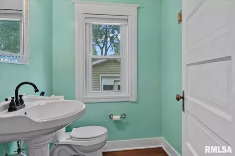 Bath - 308 S Adelia St, Springfield, IL 62704 photo 1 of 3