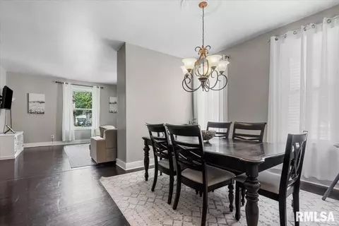 830 S Macarthur Blvd, Springfield, IL 62704 photo 6