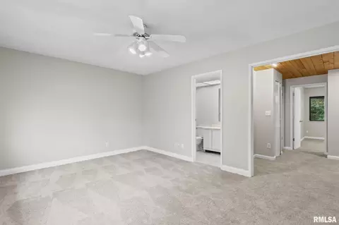 Bedroom - 75 Trailridge Ln, Springfield, IL 62704 photo 4 of 8