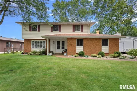 2621 W Lawrence Ave, Springfield, IL 62704