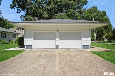 452 E Illini St, Virginia, IL 62691 photo 14