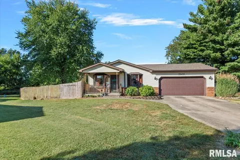 2901 Ontario Dr, Springfield, IL 62707