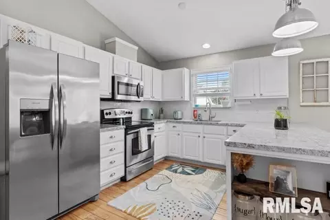 Kitchen - 3716 Carney Blvd, Springfield, IL 62712 photo 1 of 2
