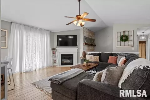 Other - 3716 Carney Blvd, Springfield, IL 62712 photo 3 of 11