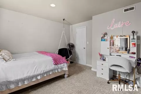 Bedroom - 3716 Carney Blvd, Springfield, IL 62712 photo 9 of 10