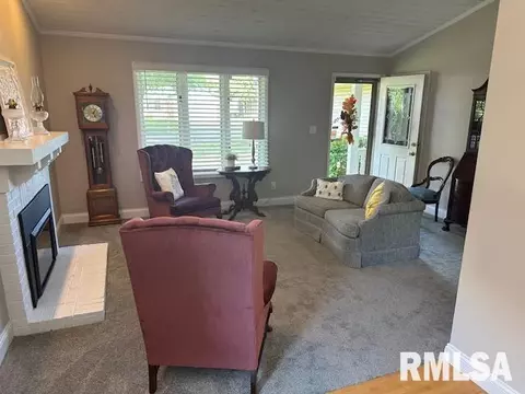 126 Bristol Rd, Springfield, IL 62702 photo 3