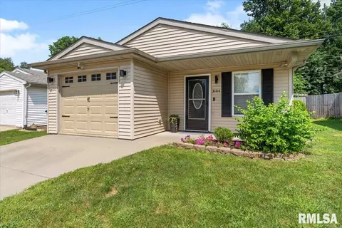 3104 Lakeshire Dr, Springfield, IL 62707