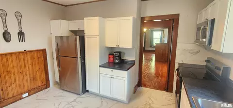 2075 S 5th St, Springfield, IL 62703 photo 11