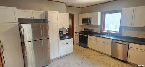 2075 S 5th St, Springfield, IL 62703 photo 13
