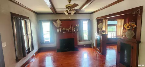 2075 S 5th St, Springfield, IL 62703 photo 5