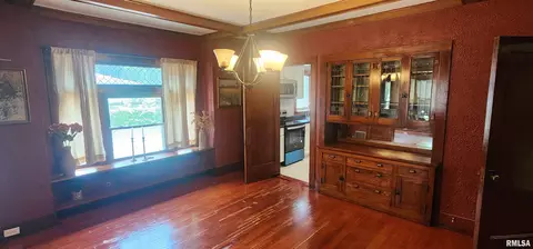 2075 S 5th St, Springfield, IL 62703 photo 9