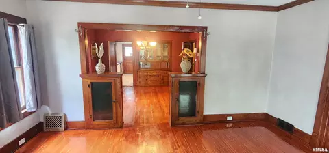 2075 S 5th St, Springfield, IL 62703 photo 7