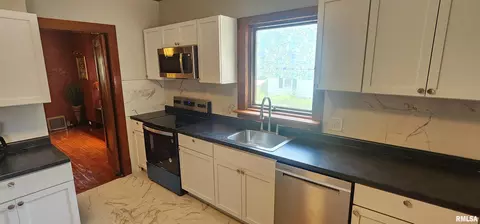 2075 S 5th St, Springfield, IL 62703 photo 12