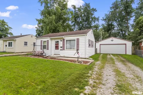 11 Hedge Dr, Springfield, IL 62702 photo 3