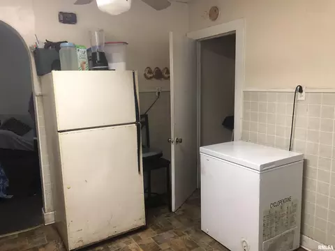 1202 S 4th St, Springfield, IL 62703 photo 5