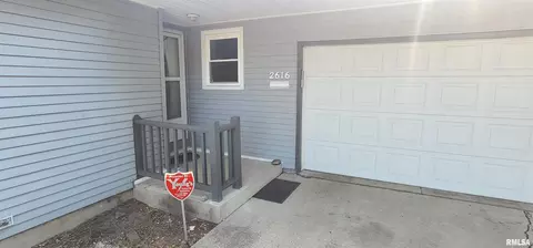 2616 Bennington Dr, Springfield, IL 62704 photo 3