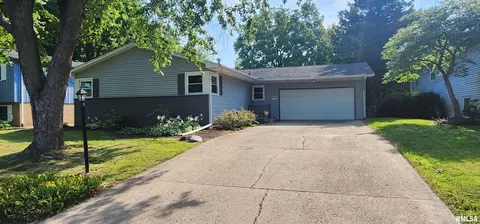 2616 Bennington Dr, Springfield, IL 62704 photo 2
