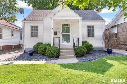 2057 N 7th St, Springfield, IL 62702 photo 2
