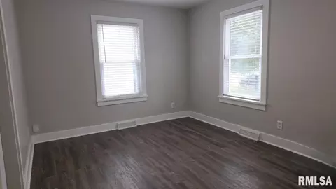Bedroom - 2662 S 7th St, Springfield, IL 62703 photo 1 of 5