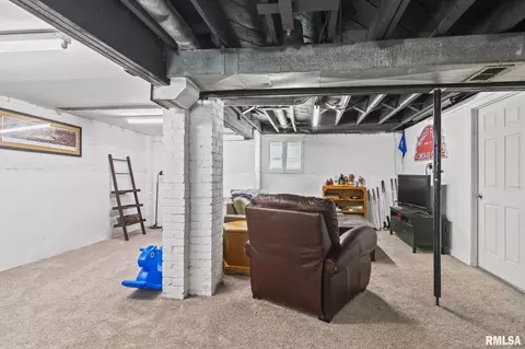 Other - 1701 S Douglas Ave, Springfield, IL 62704 photo 7 of 12