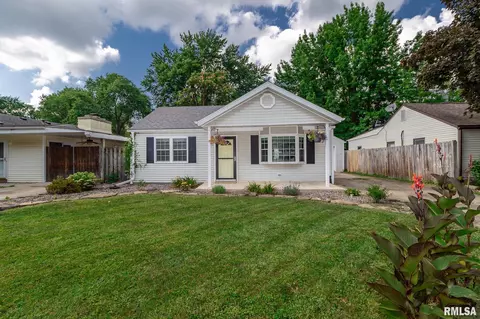2 Reed Ct, Springfield, IL 62704