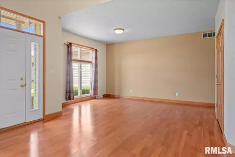 4113 Gaskell Dr, Springfield, IL 62711 photo 6