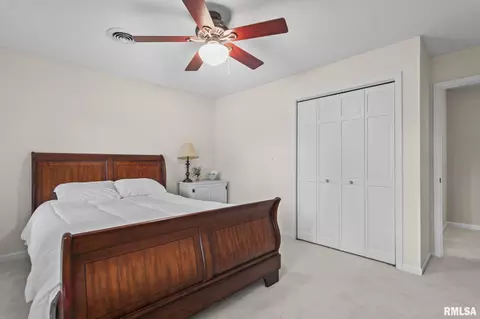 Bedroom - 3140 E Lake Shore Dr, Springfield, IL 62712 photo 7 of 7