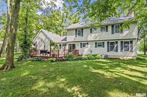 Exterior - 3140 E Lake Shore Dr, Springfield, IL 62712 photo 3 of 13