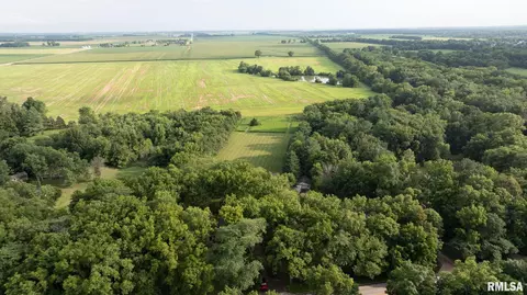 View/Area - 3140 E Lake Shore Dr, Springfield, IL 62712 photo 4 of 7