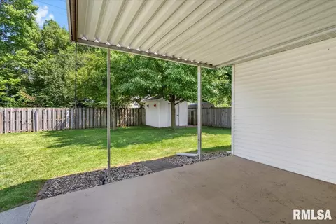 2924 Lakeshire Dr, Springfield, IL 62707 photo 33