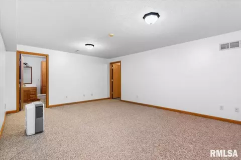 2924 Lakeshire Dr, Springfield, IL 62707 photo 26