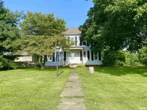 3779 Jim Town Rd, New Berlin, IL 62670