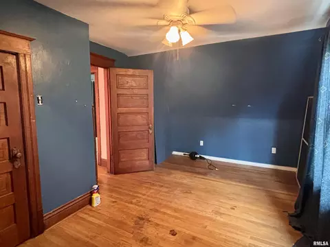 Bedroom - 2146 Yale Blvd, Springfield, IL 62703 photo 6 of 6