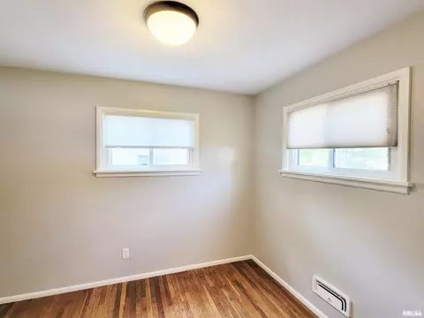 37 Meadowlark Ln, Springfield, IL 62702 photo 5