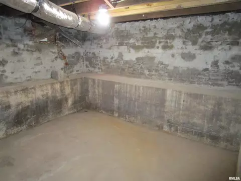 Other - 1617 N Peoria Rd, Springfield, IL 62702 photo 13 of 20