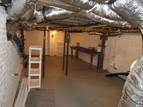 Other - 1617 N Peoria Rd, Springfield, IL 62702 photo 14 of 20