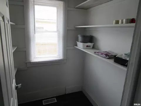 Other - 1617 N Peoria Rd, Springfield, IL 62702 photo 6 of 20