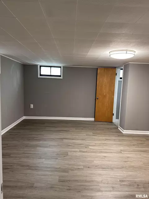 Other - 2333 S 8th St, Springfield, IL 62703 photo 6 of 10