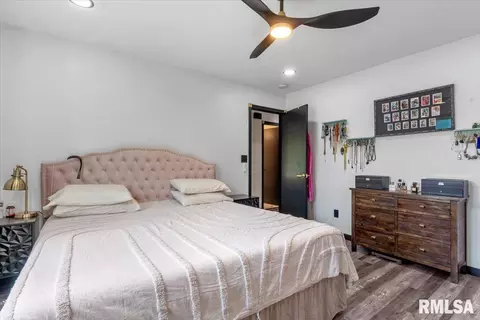 Bedroom - 1803 Wren Dr, Springfield, IL 62703 photo 2 of 3